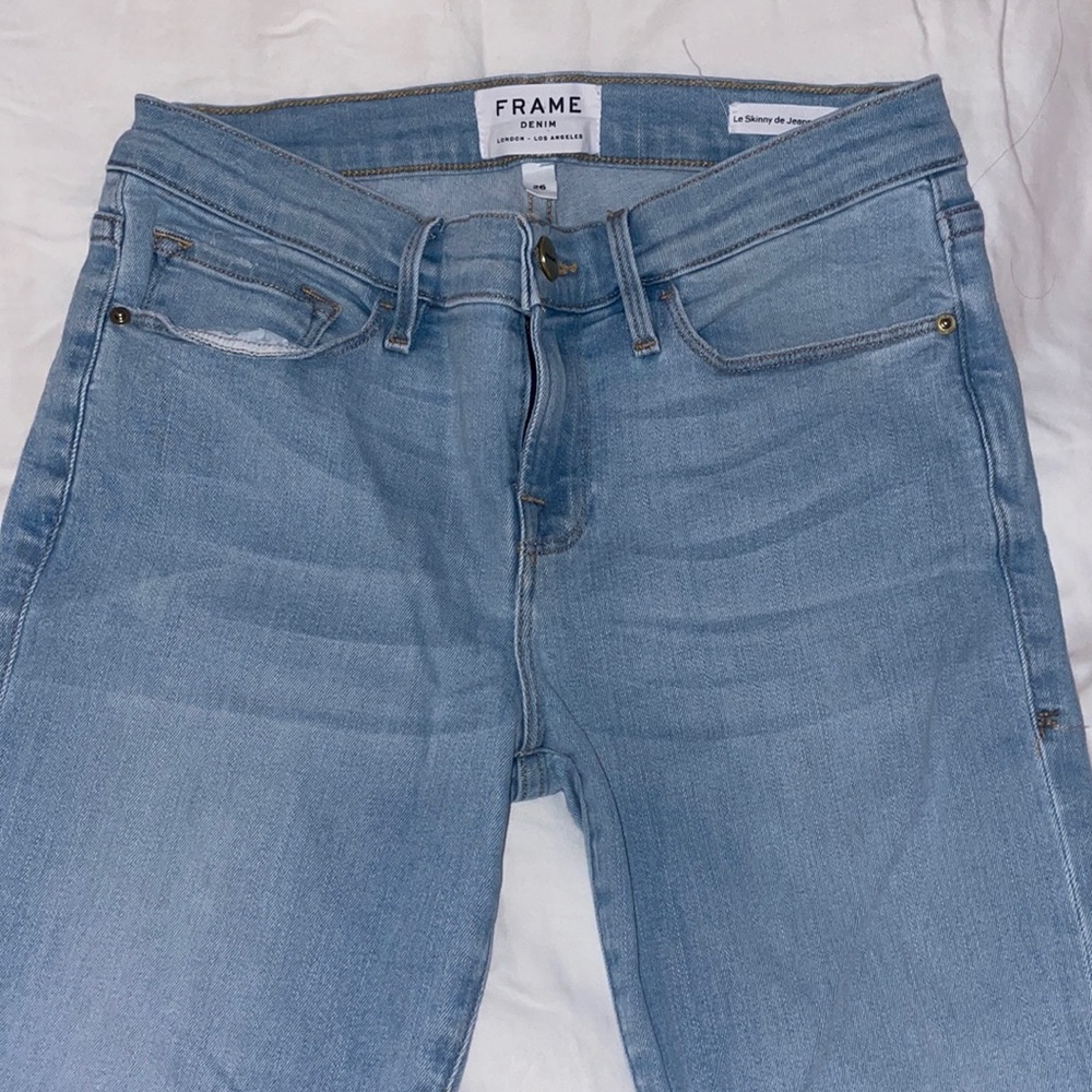 FRAME Denim Le Skinny de Jeanne Crop Size: 26